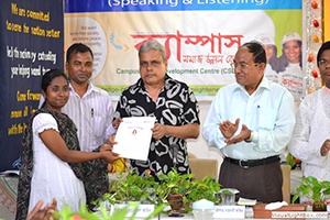 VC of Green University, Prof. Dr. Golam Samdani Fakir, is giving Certificates to the Participants of the Free English Course (Batch 6) as Chief Guest; Dr. M Helal presides over. (2013)